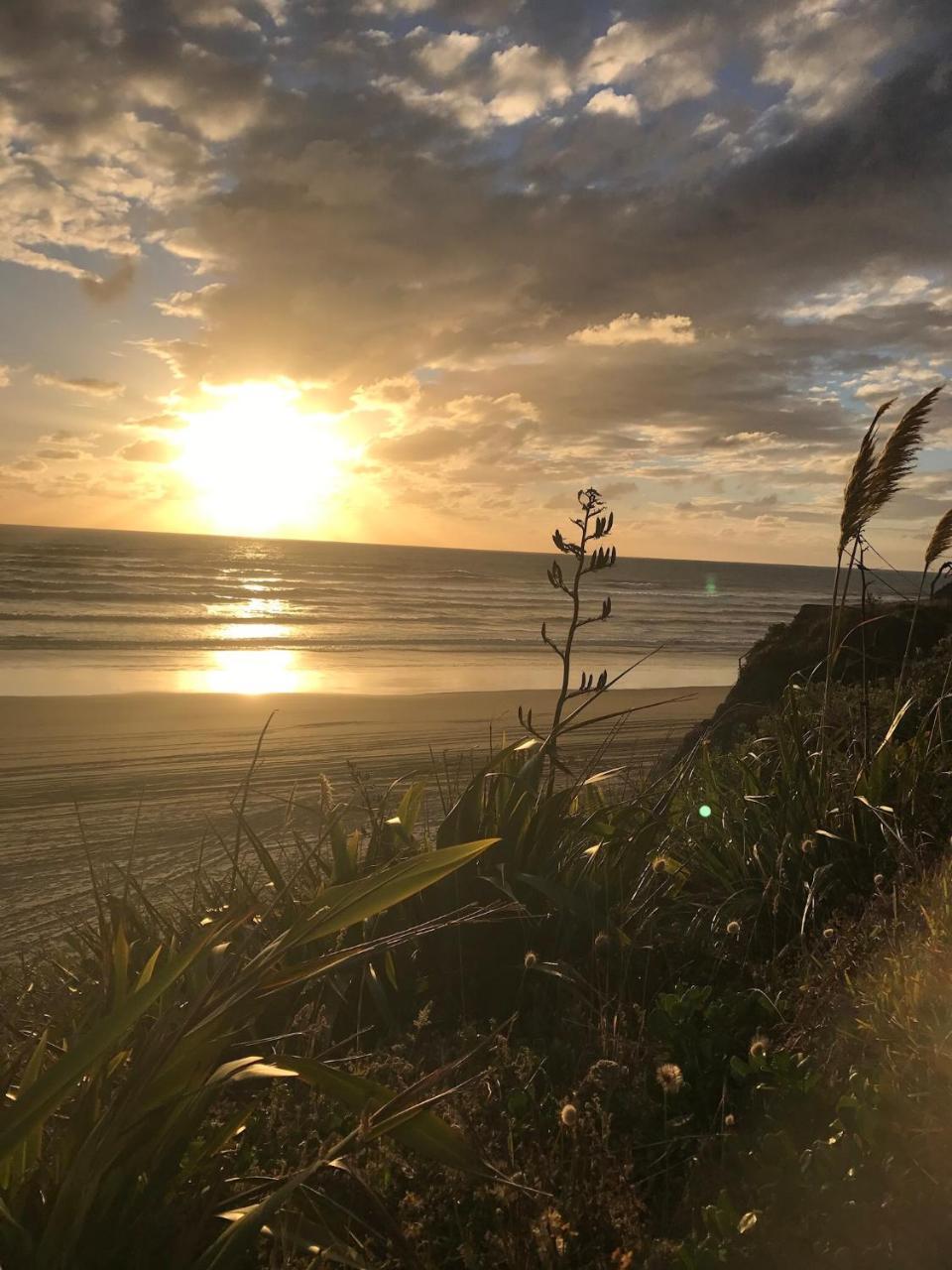 Hill'S Hideaway Dargaville Exterior photo